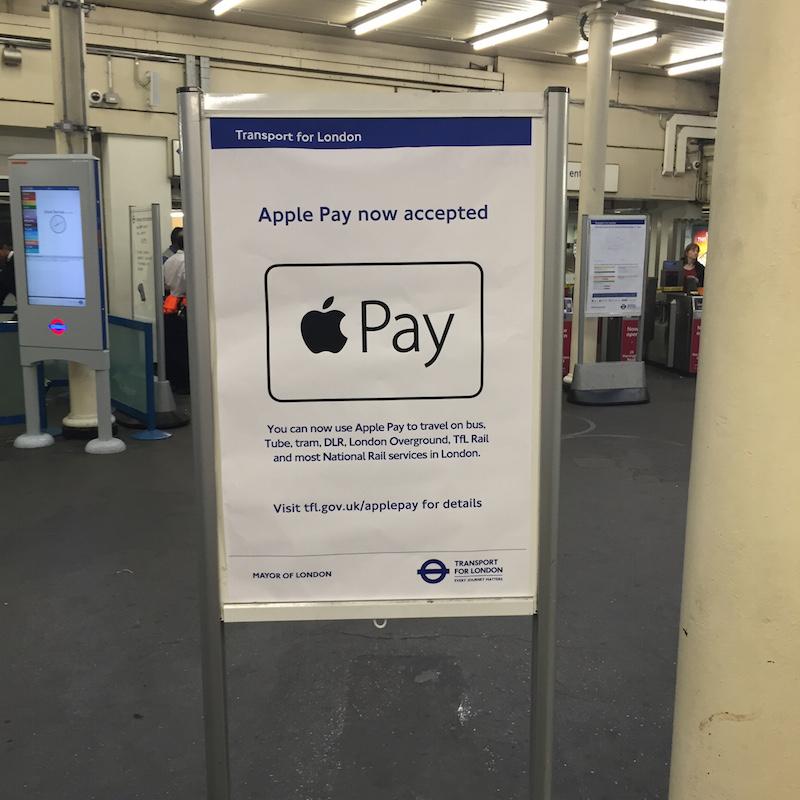 MacRumors's tweet image. London Underground really pushing Apple Pay today.