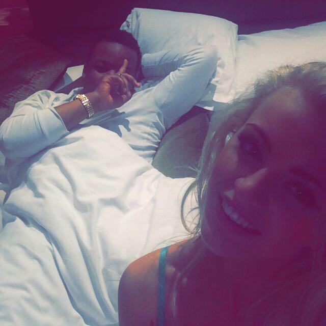 JammysView's tweet photo. @Bethanyrogers__ 😂 my claim to fame or nah? lol #liverpoolthrowback x http://t.co/jmayjyrja7