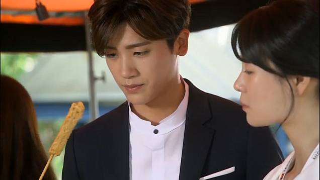 allkpop's tweet photo. [Drama Review] 'High Society' - Episode 11 http://t.co/j95DNYkrIj http://t.co/W1Hz15zPJe