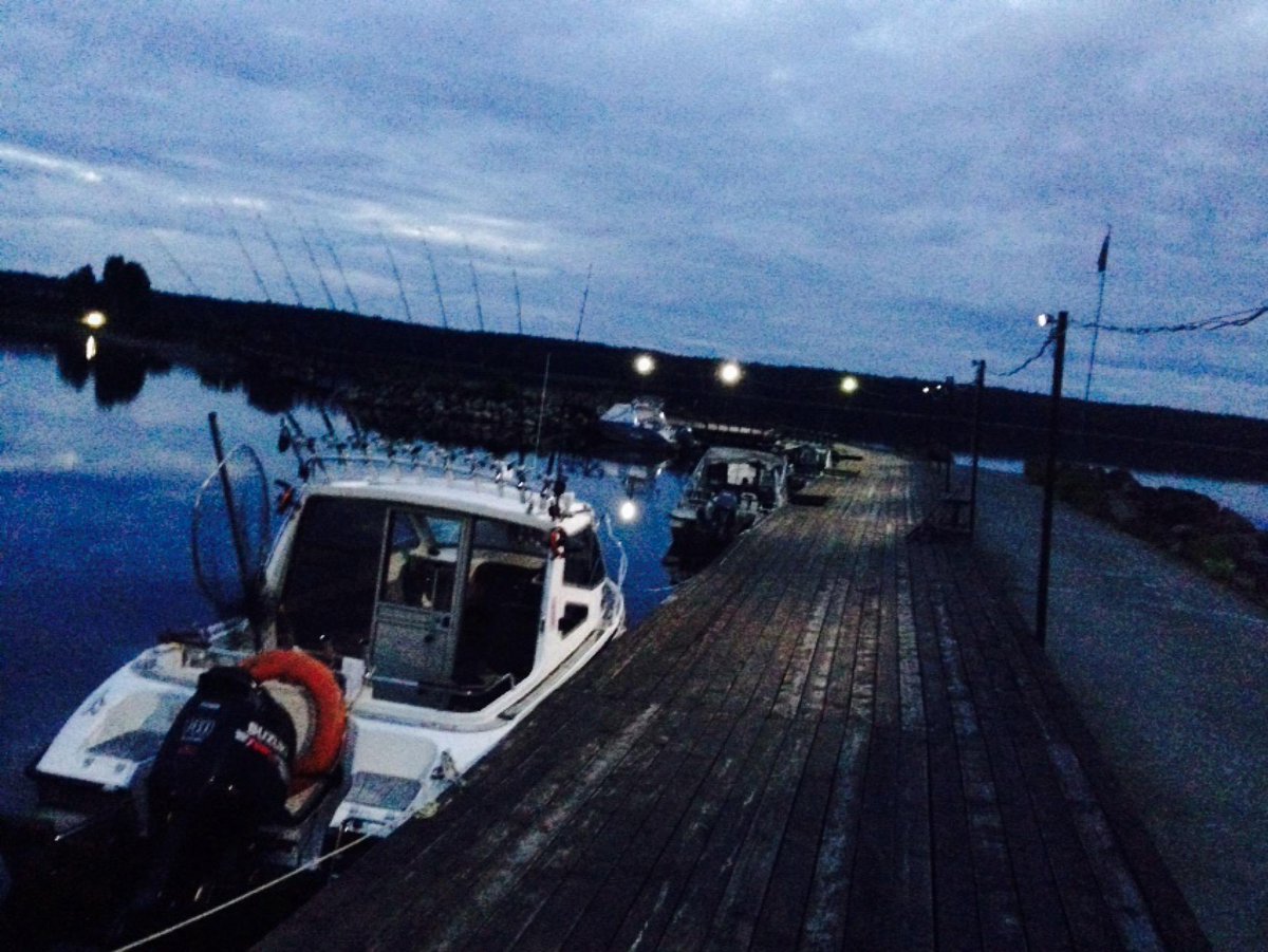 Последняя ночь. (@ База Отдыха "Черные Камни") swarmapp.com/c/08nXQQHnxip