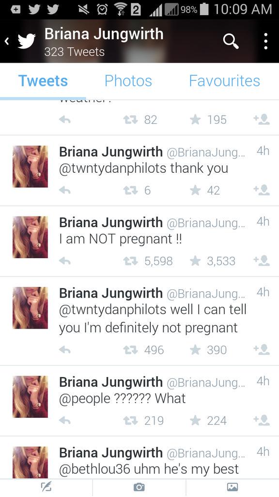 Salsabilafidar1's tweet photo. SHEE DIDNT PREGNANT GUYS,ALL THE RUMOR IS FAKE BUT IDK IF SHE LIE OR NOT.SO DONT EXAGGERATE😉😉😉 http://t.co/BSGU81l98R