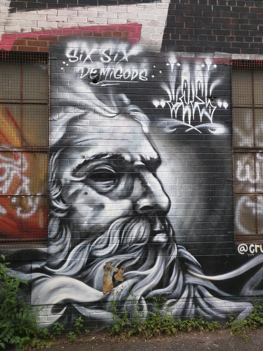 shift_VR's tweet photo. shiftVR capturing (in 360˚) some of the most amazing graffiti in the world on Toronto's Queen West! @blogTO #Toronto http://t.co/zIw5of69TQ