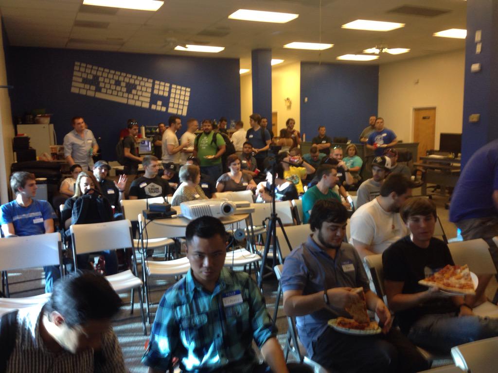 martin_ucf's tweet photo. Full house before the presentations have even started. @Cloudspace #universityjavascript http://t.co/iGphjXphbF