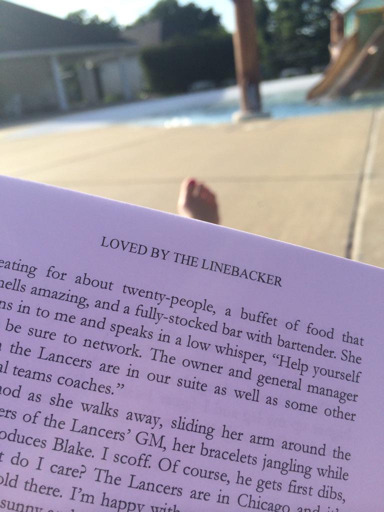 hb_rocks_golf's tweet photo. This #ReadingView never gets old!!! I'm on to the next @layne_lyssa book! http://t.co/BMAeCpCGO1