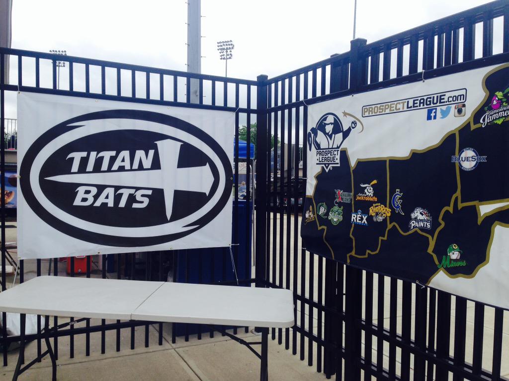 titanbats's tweet photo. http://t.co/CEksGXMcNY