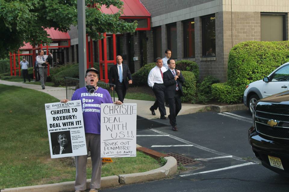 KristineENemec's tweet photo. @NancyGraceHLN  #NJ families struggle with landfill &amp; #toxic air! #Lawsuit  #Cleanair. #Children are getting SIck! http://t.co/RM9s9BGALv