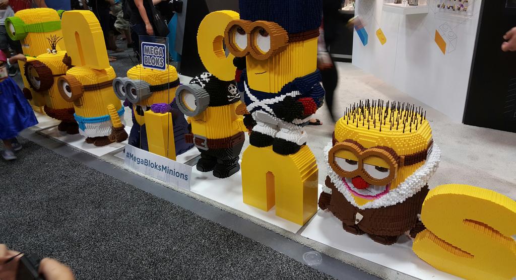 khorne1234's tweet photo. #minionlovecontest #NBCUemployee #ComicCon2015 http://t.co/8qyretYyAX