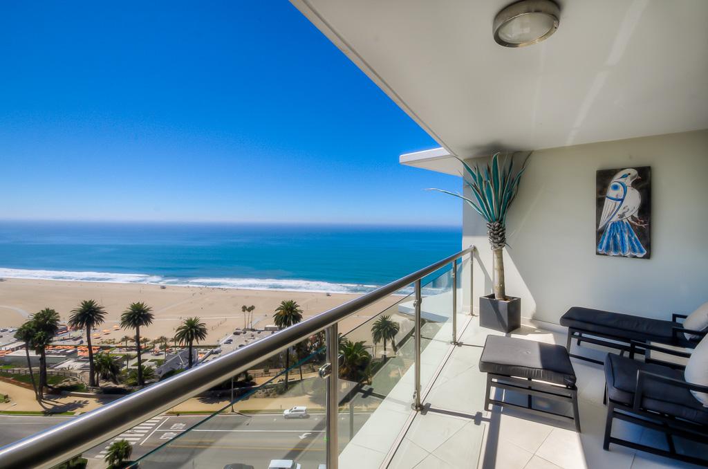 ApexInvestInc's tweet photo. Beautiful Ocean Views @ Ocean Towers
#ocean #santamonica #realestate http://t.co/LQwkkVSWEF