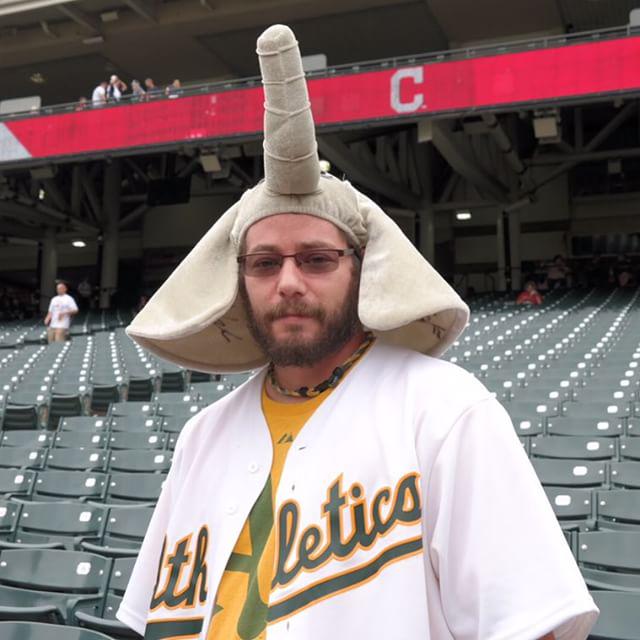 pdxAs's tweet photo. Hey @stomper00, we found a friend of yours. 🐘 http://t.co/32wVlARPUc