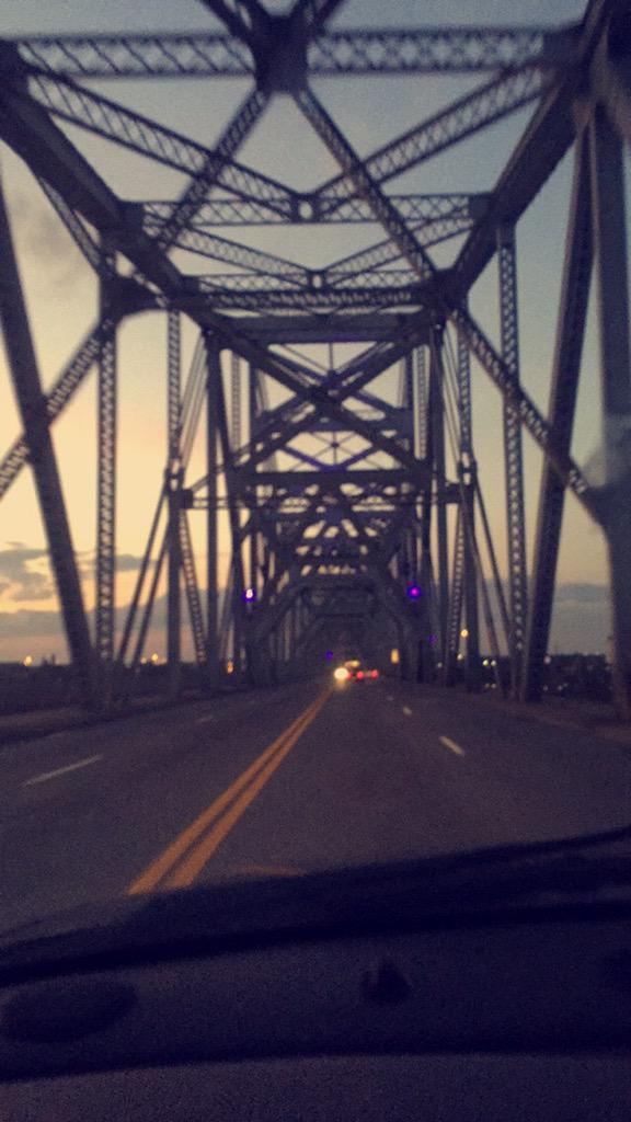 kristareiff's tweet photo. Homeland in coming for ya #backhomeagain 😊🌽🌱 http://t.co/72RzarAqIK