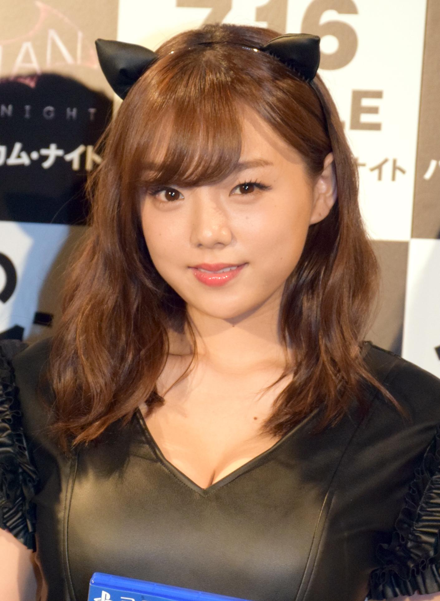 Twitter 上的 Oricon News オリコンニュース 篠崎愛 ボディーラインくっきりの猫耳コスプレで悩殺 写真 全5枚 篠崎愛 芸能 ニュース Http T Co Woddxiz5j4 Http T Co 9mdgusitxw Twitter