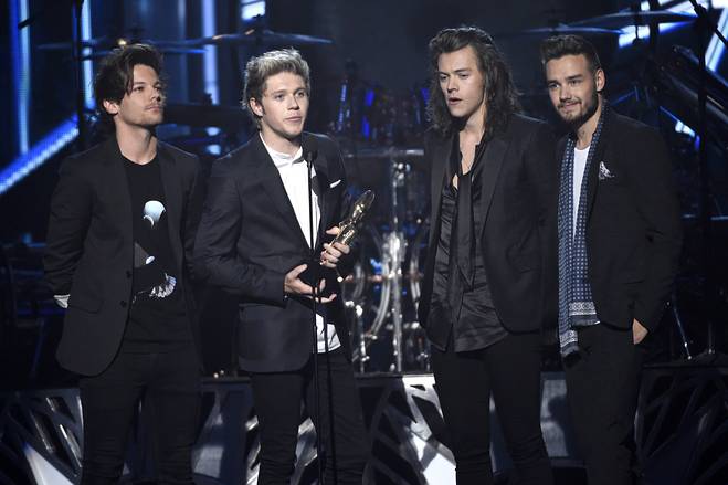 OneDirection_4U tweet picture