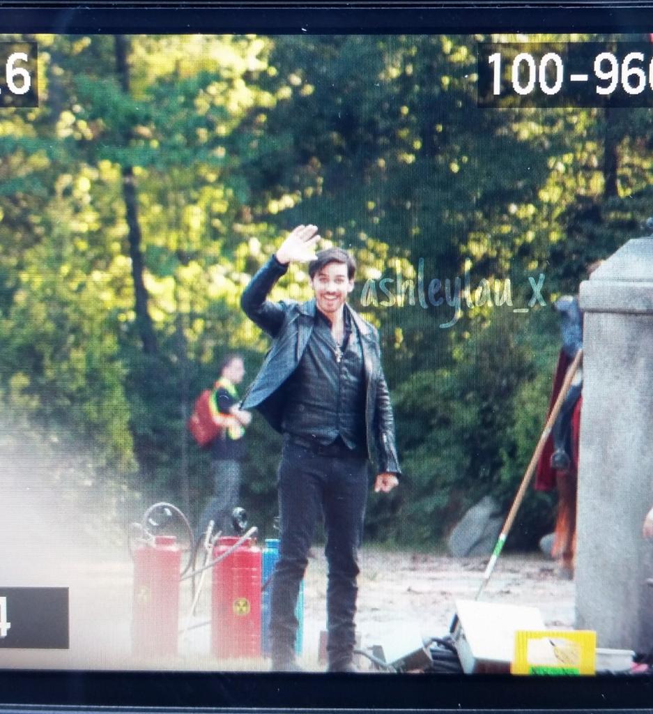 ashleyklau's tweet photo. @colinodonoghue1 is always a pleasure to photograph 😍😍❤❤ #ColinODonoghue #CaptainHook #OnceUponATime #bts http://t.co/KPw9GF8L36