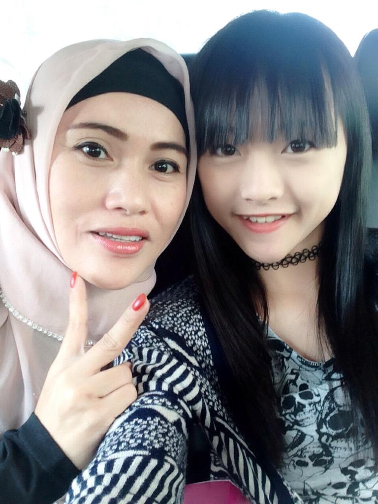 rona__ang tweet picture