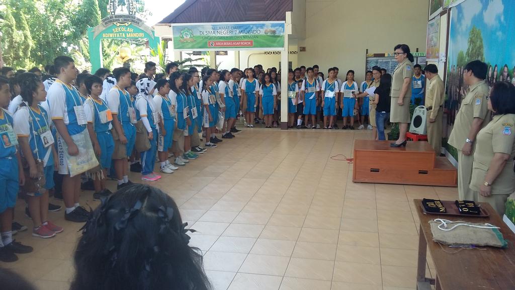 sman7mdo's tweet photo. Penutupan kegiatan MOPDB SMA NEGERI 7 MANADO T.A 2015/16 #MOPDBSMANTU2015 http://t.co/WjPfD13z6x