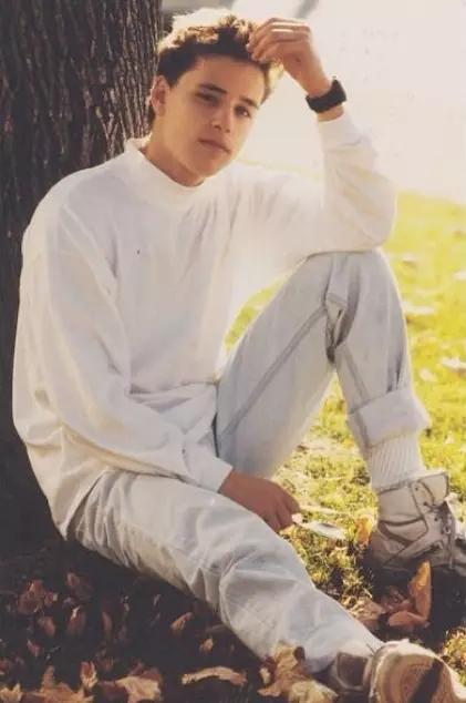 girlfrombama_xo's tweet image. #TodayKidsWillNeverKnow the wonderful talent of this cutie. #RIPCoreyHaim