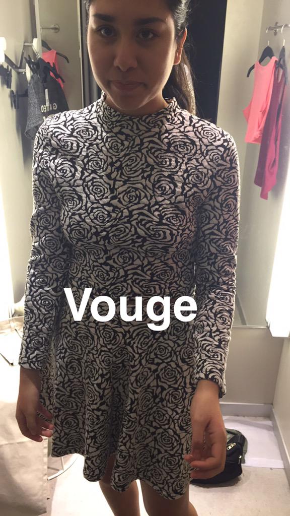 _lui55's tweet image. Today was a lot of fun with crazy @AylinnValeriaa we laughed way too much #funday #friends #mallfun