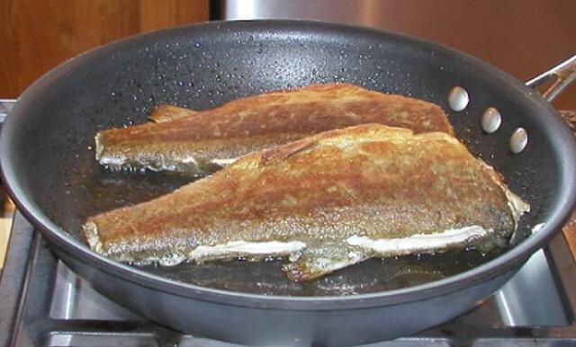 OBitnun's tweet image. @Eric_DInnocenzo The World may never know... #AfricaProblems ???