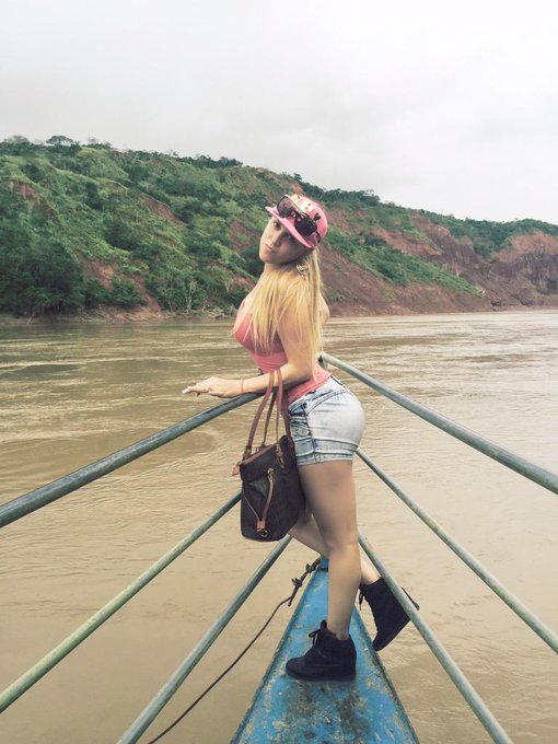 Sauce laguna azul http://t.co/ay1i3akElu<a href="/tag/banda"class="tags"><span>#banda</span></a>