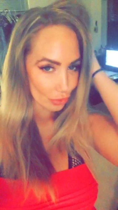 Just me ;) add me on #snapchat #snapchatnudies #SnapchatGirls #Sneakpeak @JennaBentley07 for sexy #playboy