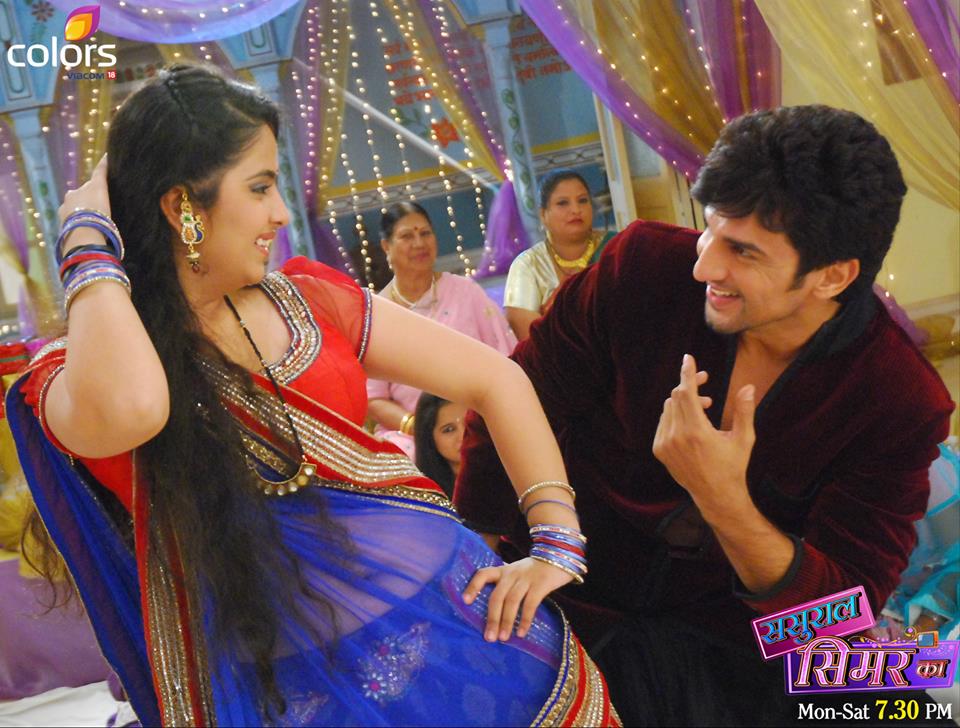 Image result for roli &amp;amp;amp;amp;amp; siddhant dance