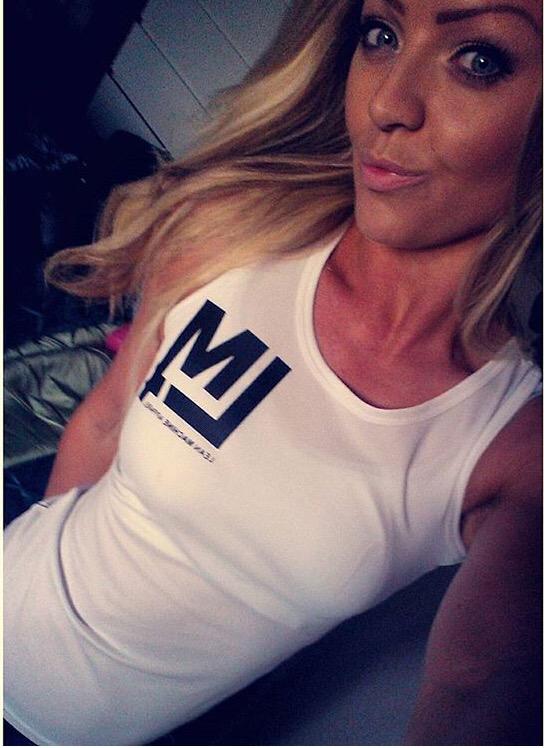 LeanMApparel's tweet image. Happy Humpday Feat @natalier85 #WomanOrMachine 💀💪🏻 #TeamLMA
