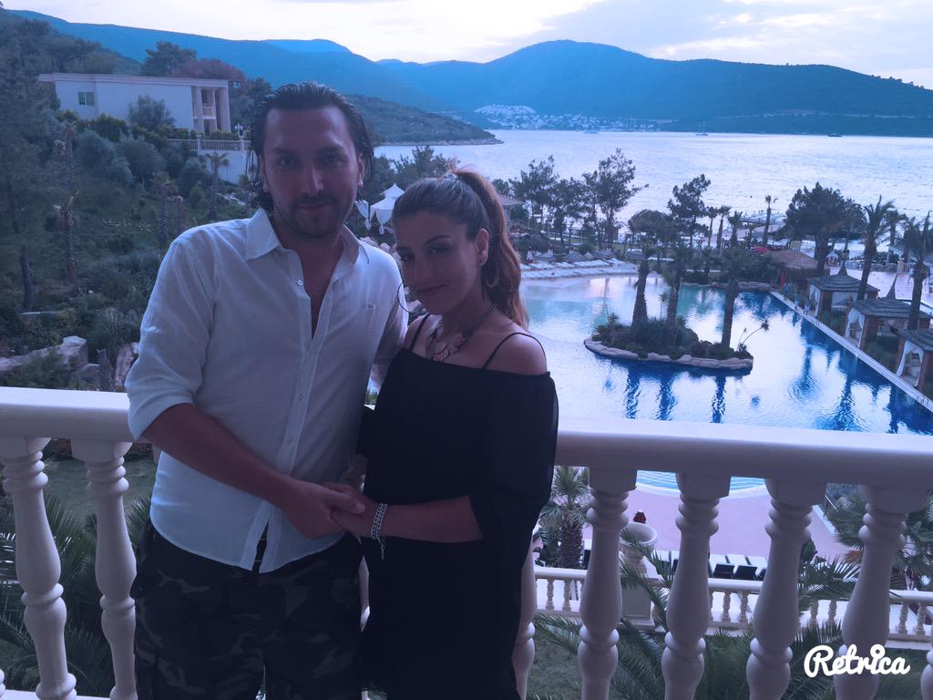Halil_kekec's tweet photo. Bodrum Vogue 👍 http://t.co/UqJjT9jtiS