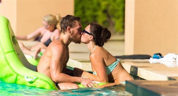 Dee Devlin wishes boyfriend  happy birthday in Las Vegas  