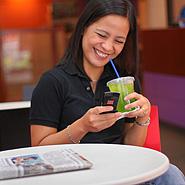 Soloten_eng's tweet image. App engagement surpasses desktop in US: comScore
mobilemarketer.com/cms/news/resea…
#Mobileapp #smartphoneapp #tabletapp #report