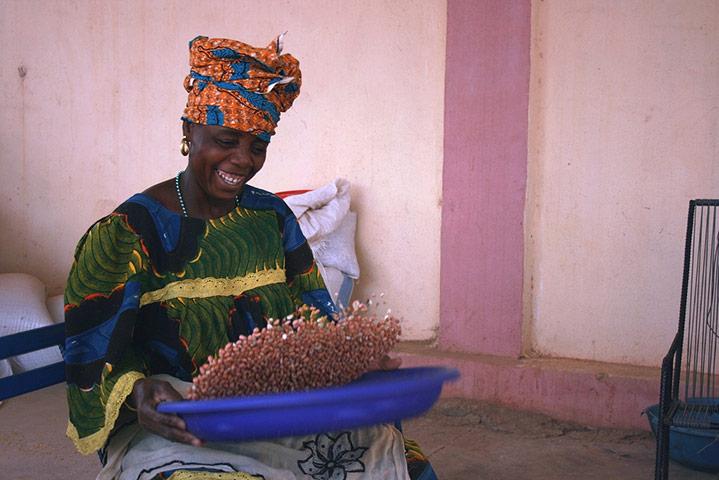 SamaAI's tweet photo. 10 incredible #tech innovations that will benefit humanity (making BIG impact.) http://t.co/BaHWXEA9Zm @ONECampaign http://t.co/GhsivM7enJ