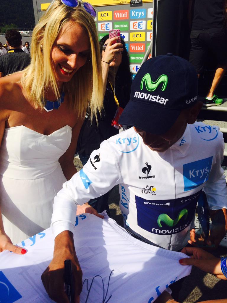 opticiens_krys's tweet photo. RT pour gagner ce @MaillotKrys dédicacé par @NairoQuinCo #MaillotBlancKrys http://t.co/I3uq8sI6YL