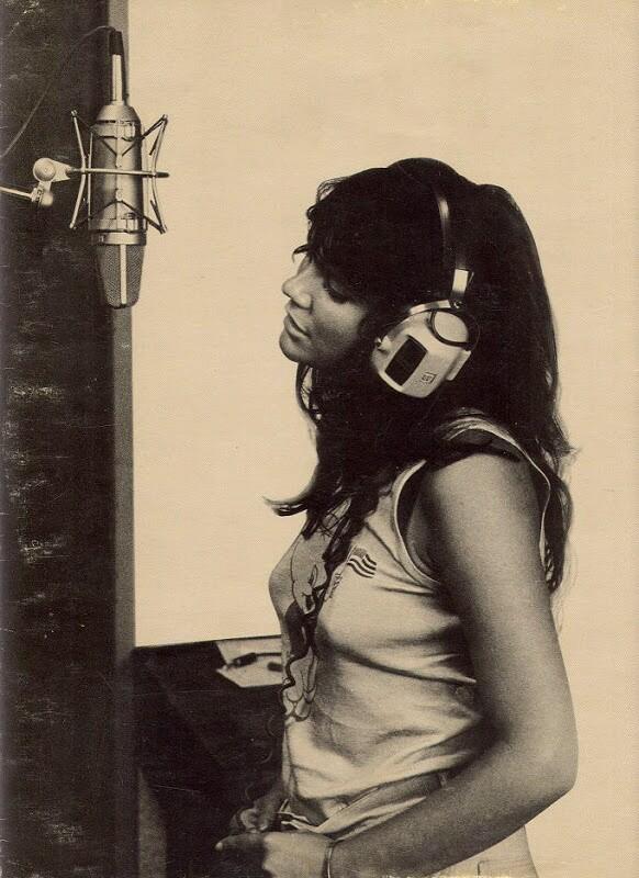 Happy Birthday, Linda Ronstadt! 