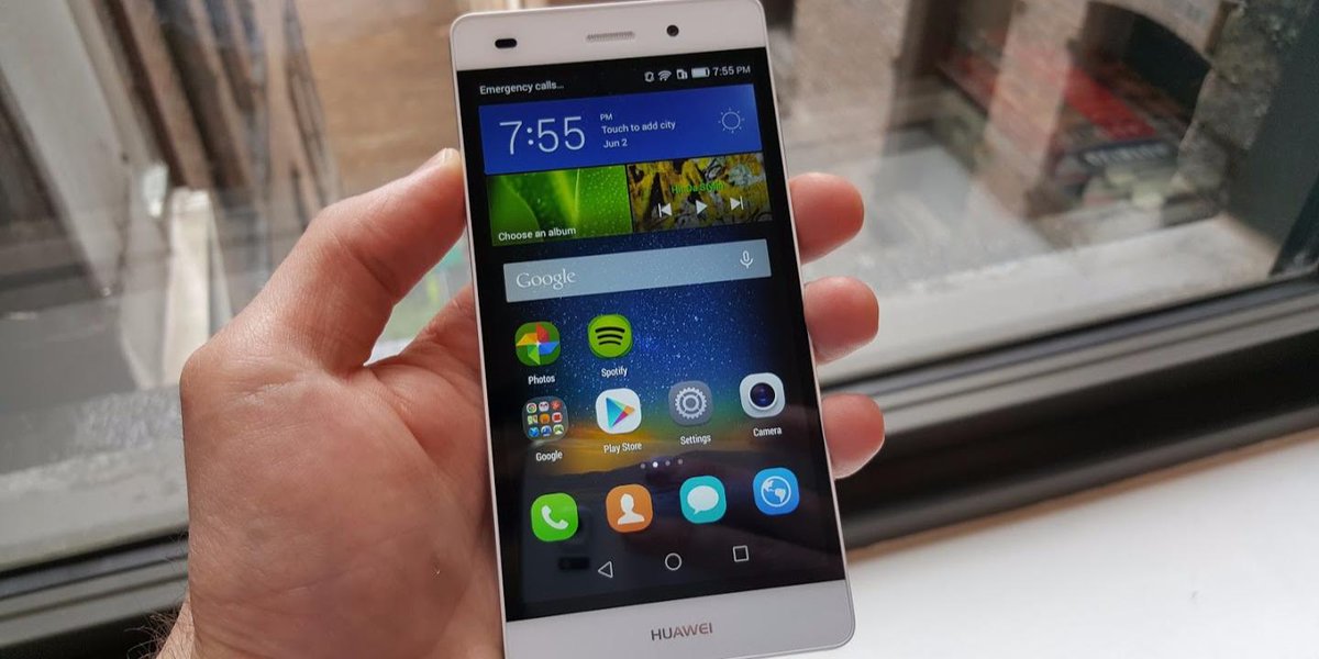 BusinessInsider's tweet image. Nine cheap alternatives to the iPhone that are almost as good read.bi/1fJfCnZ