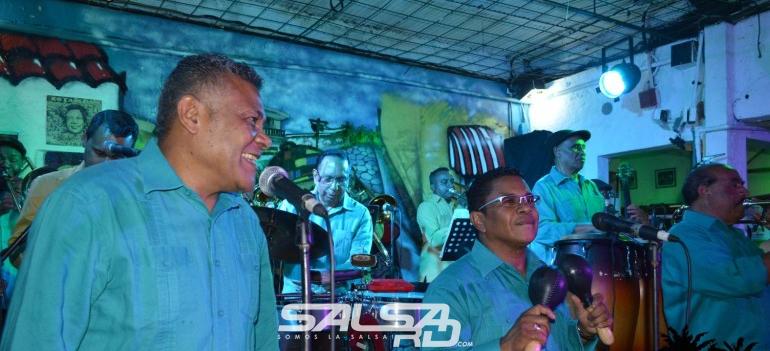 SalsaRDoficial's tweet photo. Dimension lanzó producción “Dimensión Latina 43 años de pura candela” http://t.co/SJmtYqZePf http://t.co/hcJ1wa2w5J