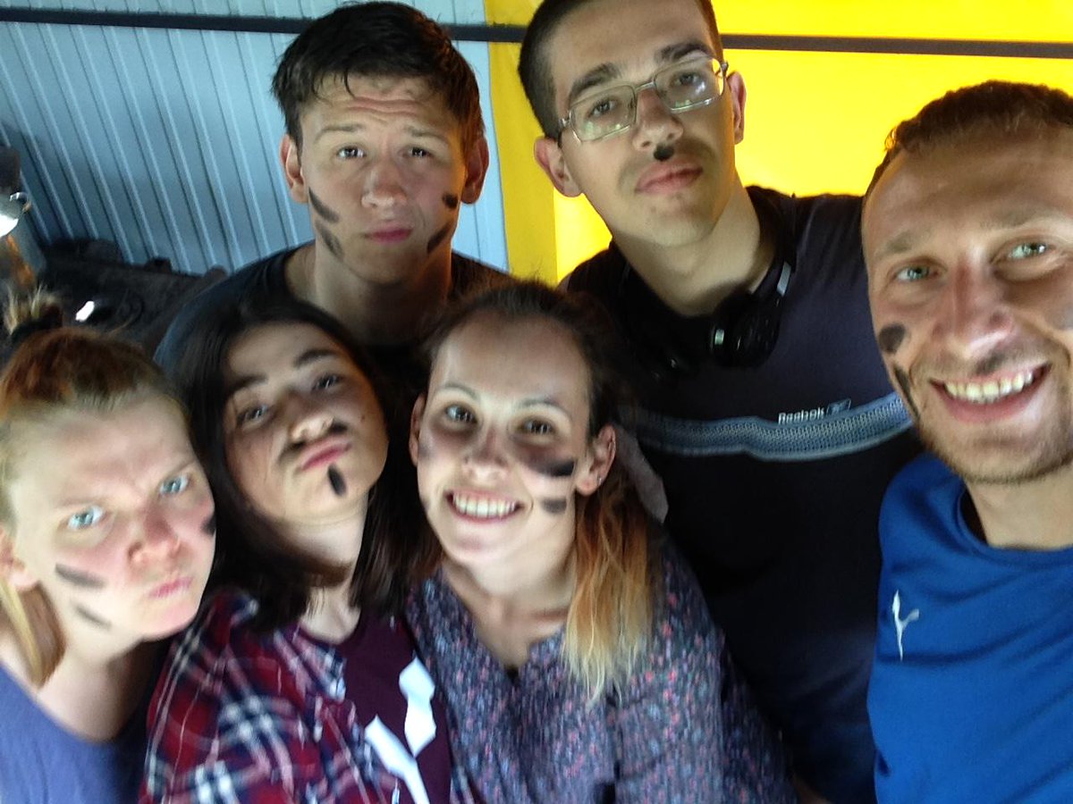 mi15lost's tweet image. Последний день на острове - готовимся завтра встречать победителей  #mi15lost