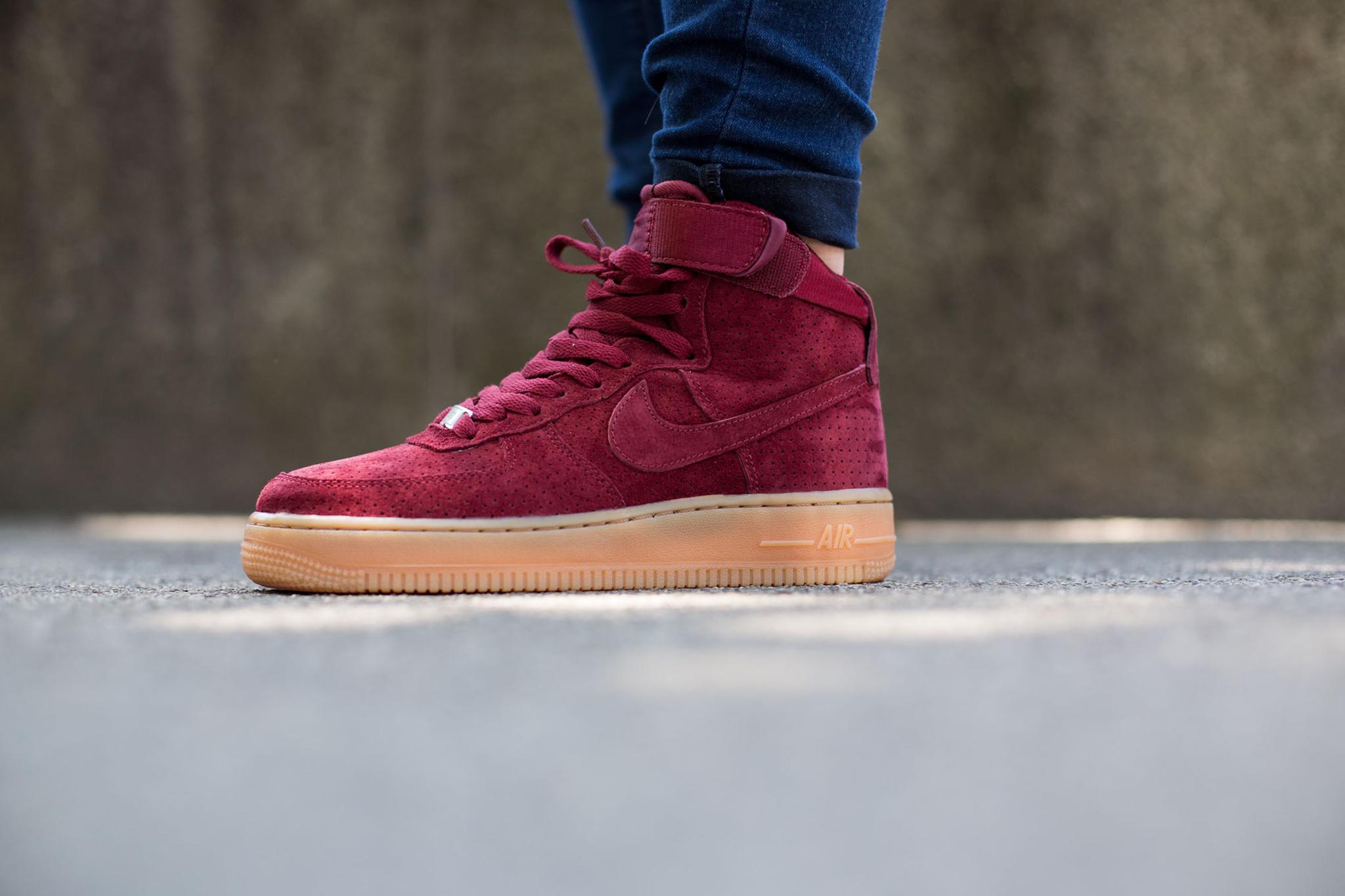 air force high top red and black
