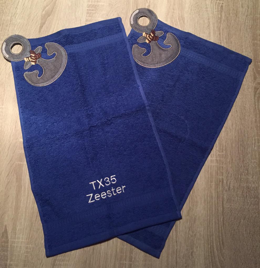 MonBets's tweet image. Op de @tx_35  hangen ze al ff, sinds vandaag ook bij @NoorderbadTexel Meer te zien op fb pagina Borduurhoekje Texel