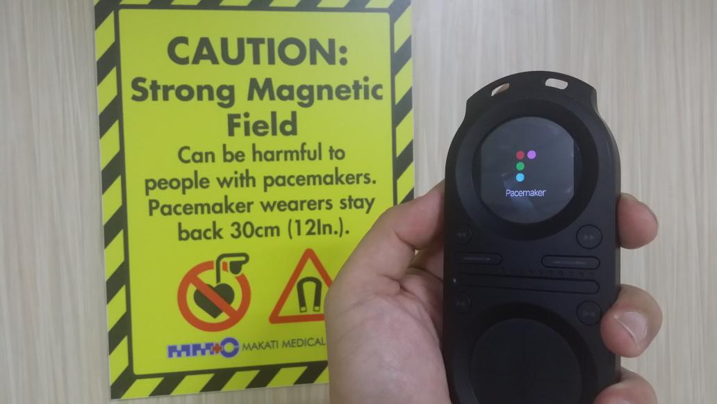 mitchamurao's tweet photo. Stay away? It's a good thing I've those 12in material on m4a &amp; FLAC. #PacemakerTonium #pacemakerdevice #pacemakerdj http://t.co/gIFHW9JbO7