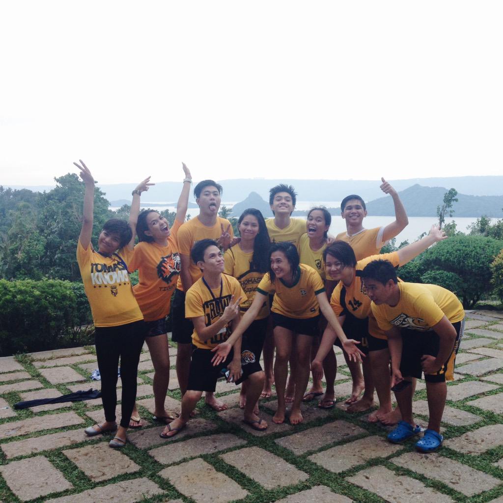 megvalencia's tweet image. Thank you Blue Jobs! We did it! I had super fun. It was so nice meeting you guys! 💙 Good job, Blue Jobs! #CLAP2015