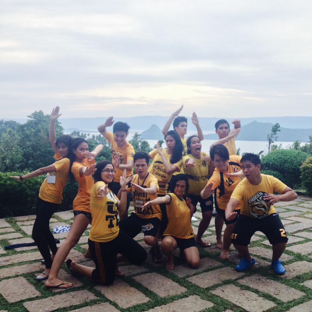 megvalencia's tweet image. Thank you Blue Jobs! We did it! I had super fun. It was so nice meeting you guys! 💙 Good job, Blue Jobs! #CLAP2015