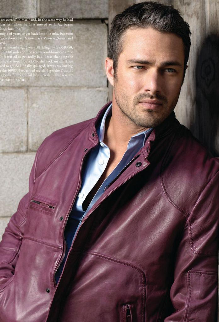  Happy Birthday Taylor Kinney  