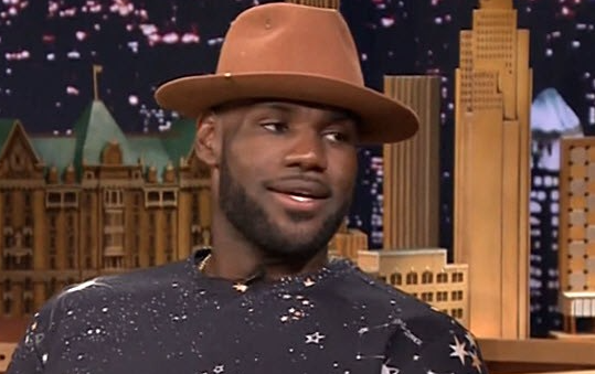 BarstoolBigCat's tweet photo. "Maybe if I put on this giant hat people will forget I'm a bald guy that is 2-4 in the NBA Finals" http://t.co/BJm8Eu0UWE