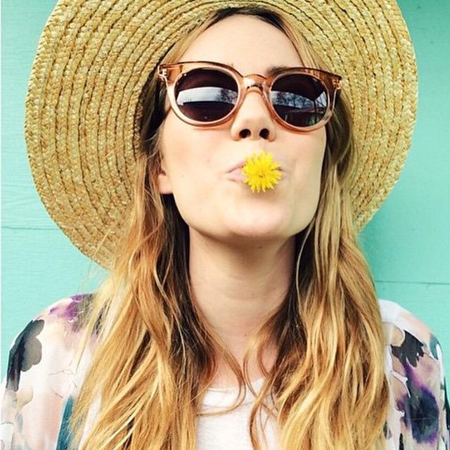 SaltCityOptics's tweet photo. Summer. @raen_optics Arkin in Crystal Rose #summatime #raen #sunnies #treatyoself #summer http://t.co/GeA5mzYi1y