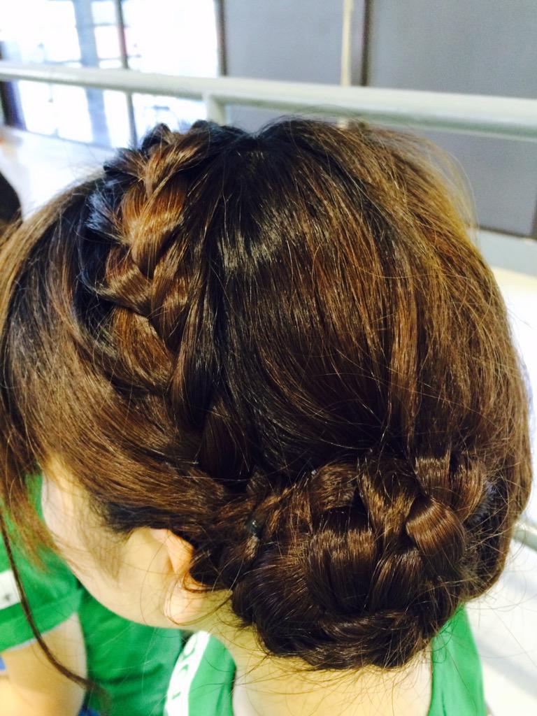 紫 お ん 今日友達にやったヘアアレンジ この髪型でスポーツ大会しましたが 全く崩れませんでした Http T Co Fngajpdp