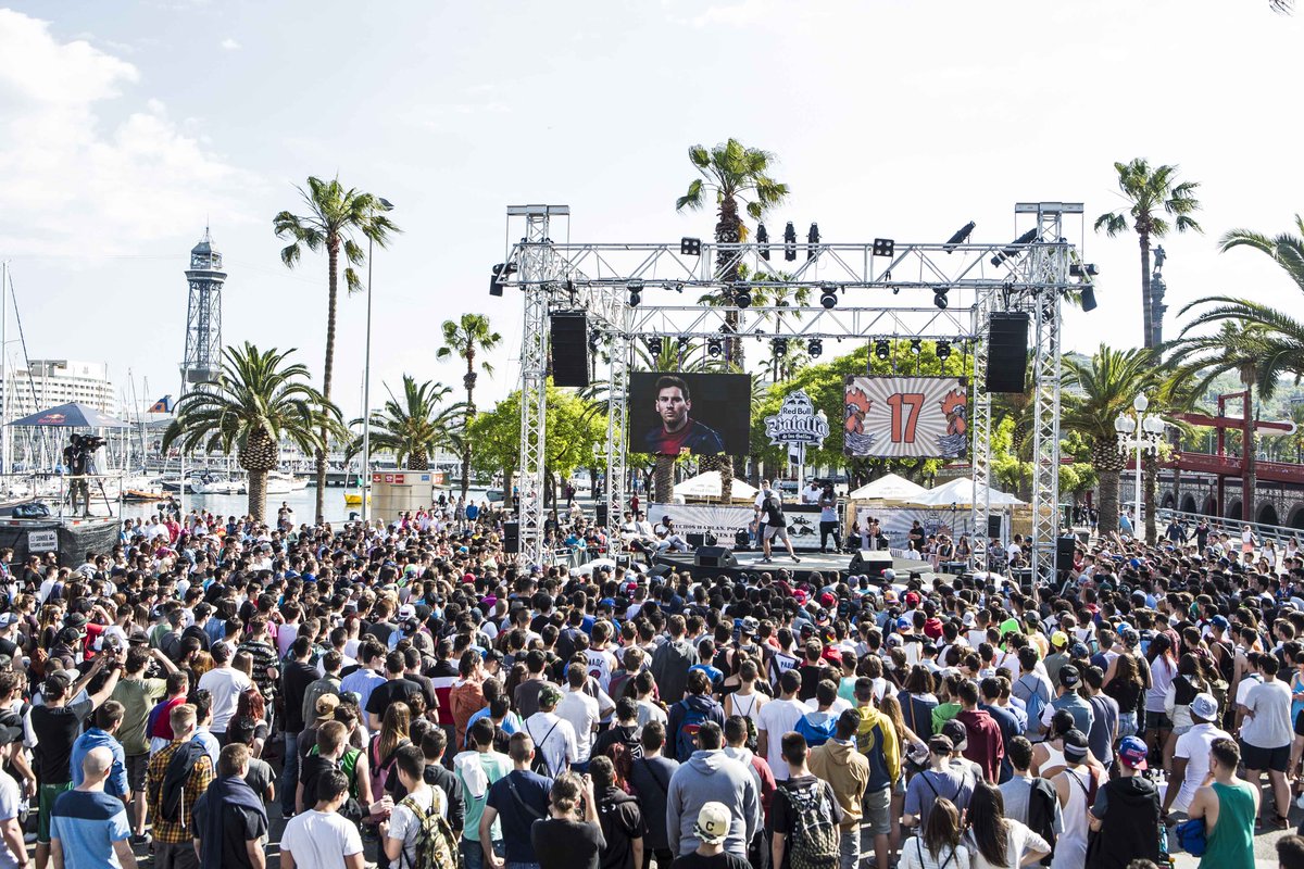 HipHopLifemag's tweet photo. Este finde Alicante será capital del hip hop. Y lo sabes http://t.co/0mxQzjn5FX #batalladelosgallos @RedBull_Gallos http://t.co/uabRvhN9nS
