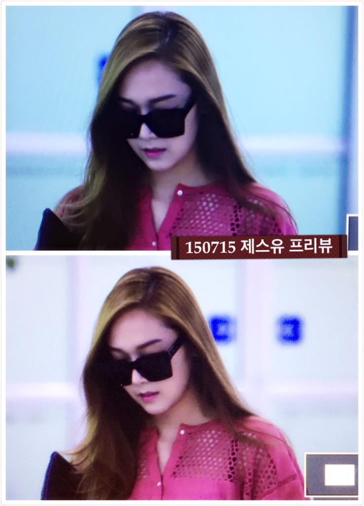 [PIC][15-07-2015]Jessica trở về Hàn Quốc vào tối nay CJ9g0cpUYAEh2Ro
