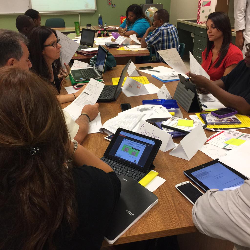 ybmccarthy's tweet photo. #k8science talking data and using #technology #modelteachers @SynergyDade @avamdcps #synergy2015 @MDCPS http://t.co/XptsDI372c