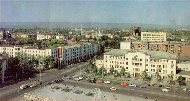 Проспект Орджоникидзе. Гостиница "Кавказ".
#СтарыйГрозный