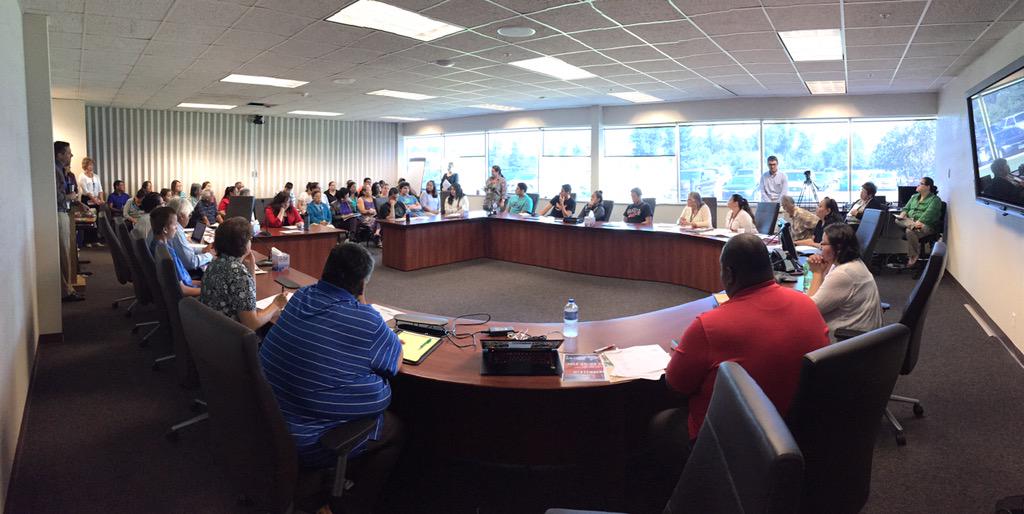 HoChunkNationPR's tweet image. This is awesome stuff! Full house for Youth Service Collaboration Committee. #NativeYouth