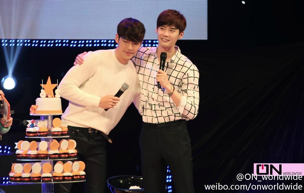 LeeJongsukID's tweet photo. Happy birthday woobinaah! 🎉🎊 😀 💕 #HappyBirthDayKimWooBin ©on pic http://t.co/MbJIY5ilBh